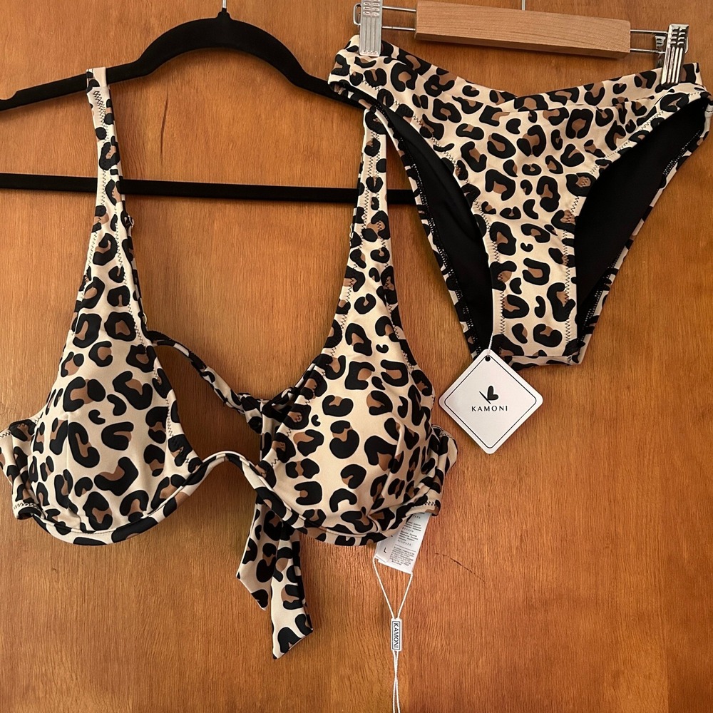 Kamoni Leopard Bikini Set Underwire Top High Cut Bottoms Large NWT Beach Trendy